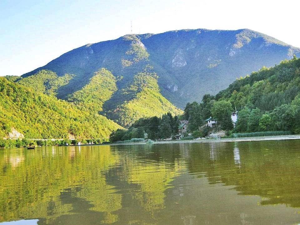 Glamping Jezero Apartment Čačak Exterior foto